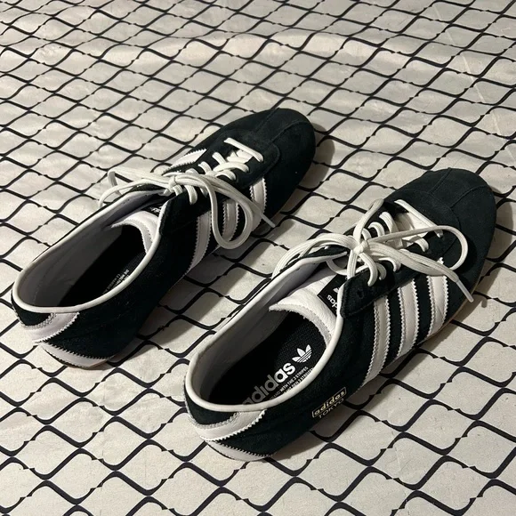 Men’s Black & White Adidas Tokyo Shoes - M10 - Picture 2 of 4